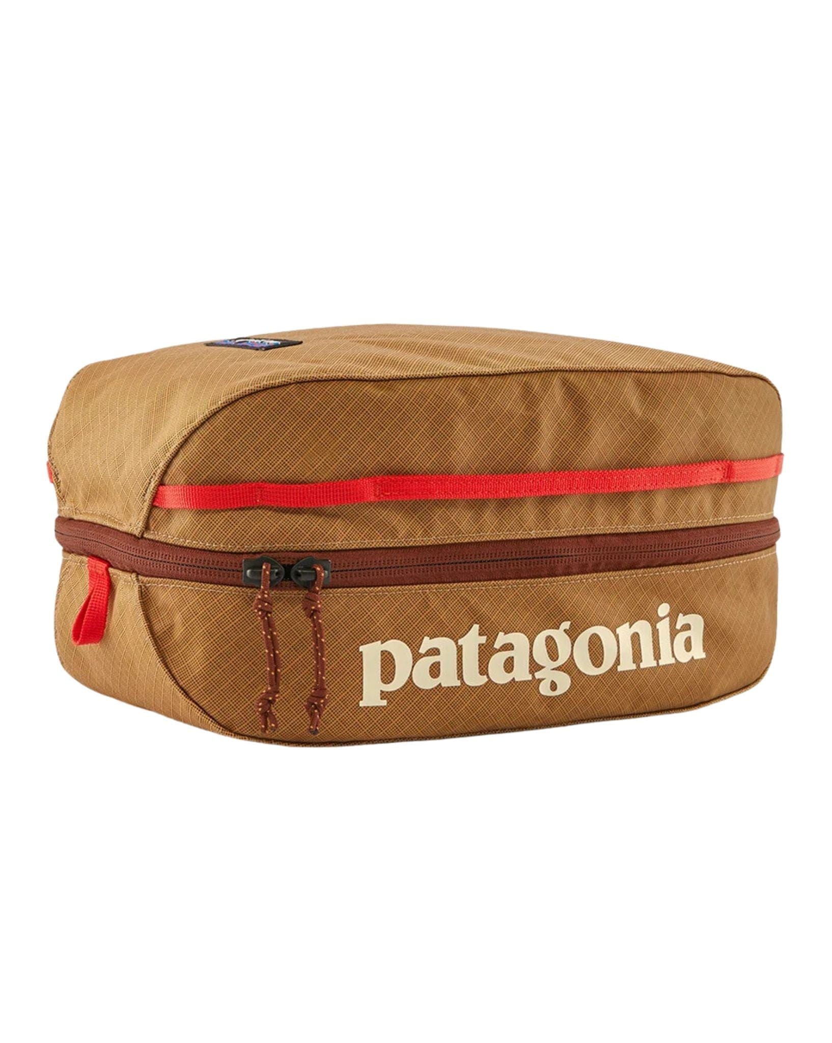 Patagonia Black Hole Cube Bag