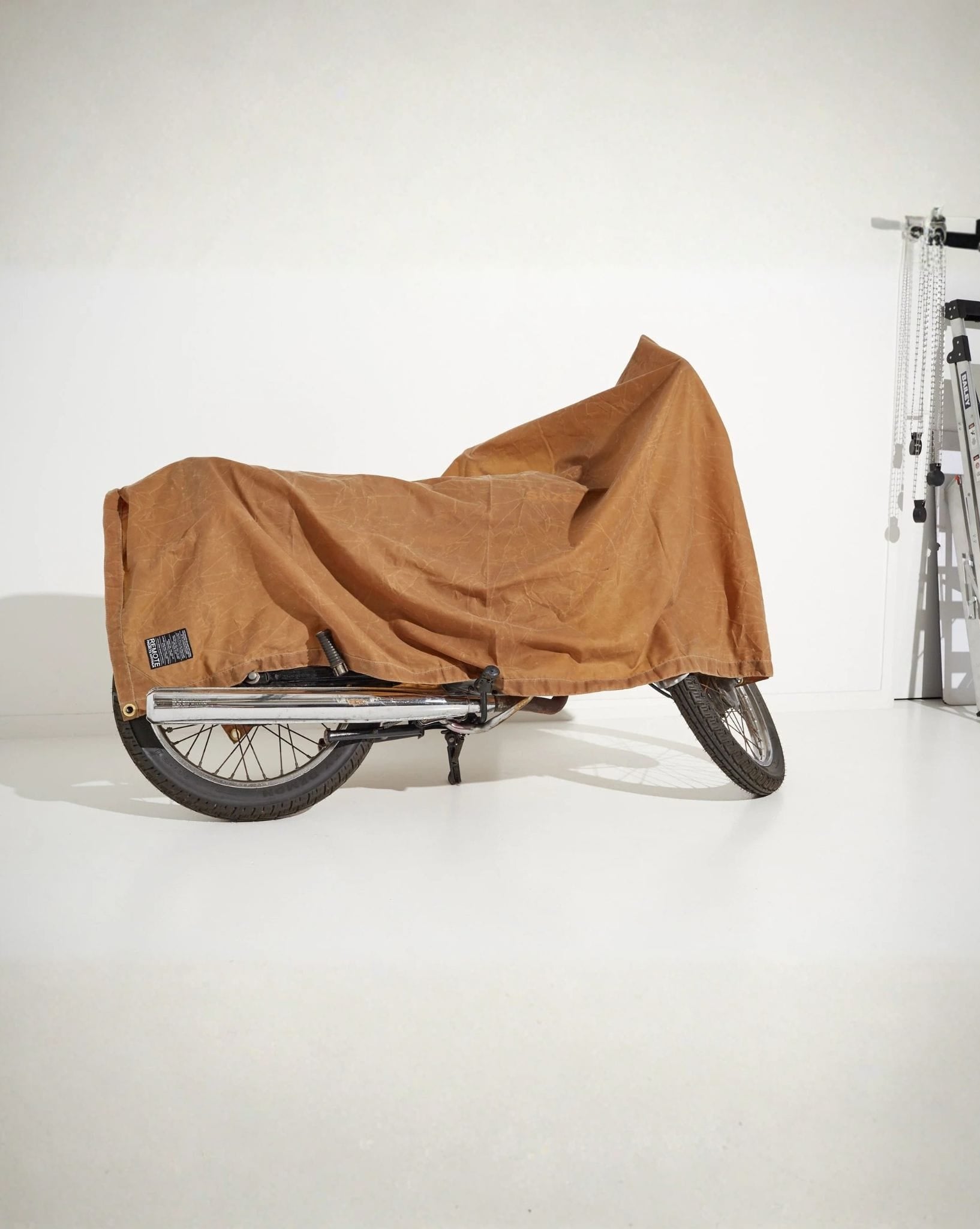 Remote Projects Utility Blanket