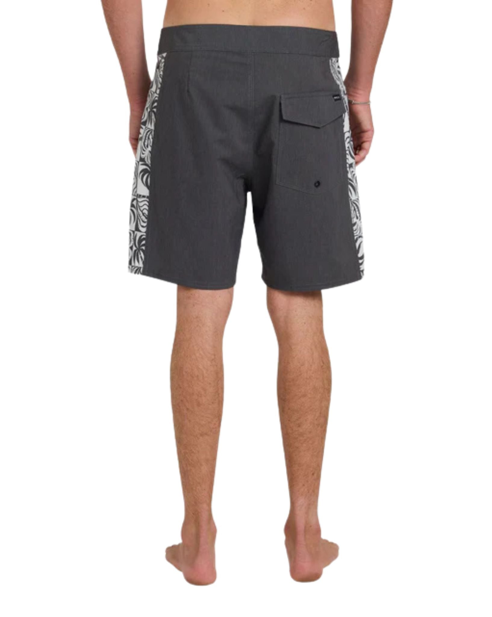 RVCA Exotica Trunk 17