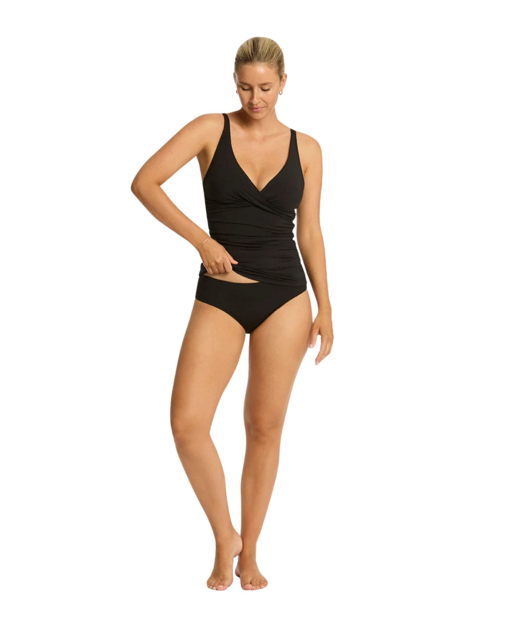 Sea Level Essentials Cross Front Multifit Singlet Top