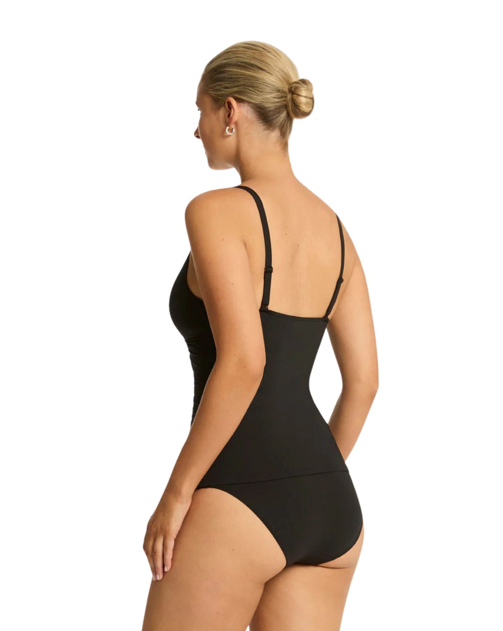 Sea Level Essentials Cross Front Multifit Singlet Top