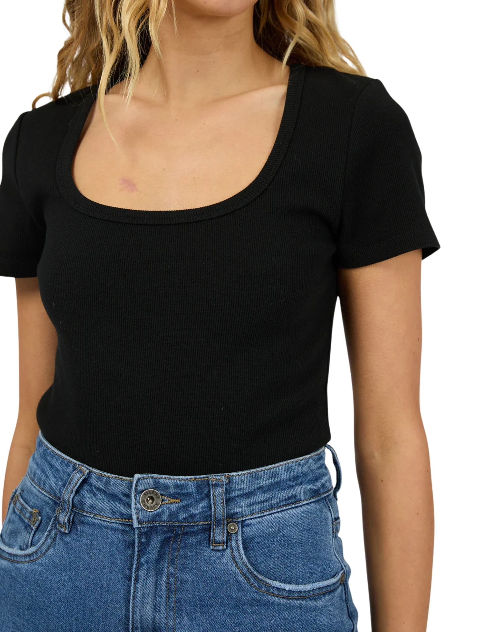 Silent Theory Mia Tee