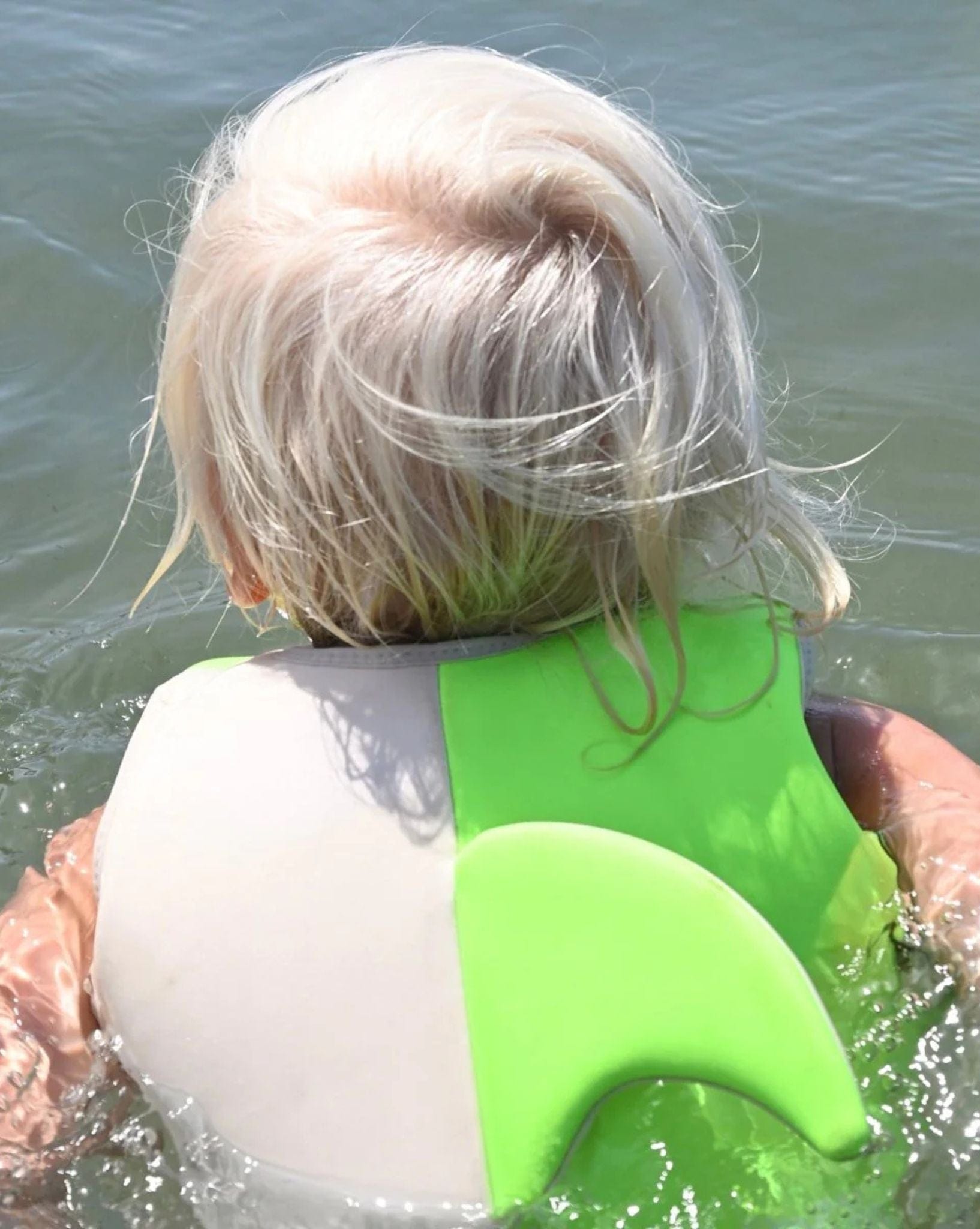 SunnyLife Kids Swim Vest 2-3 Shred Shark Green