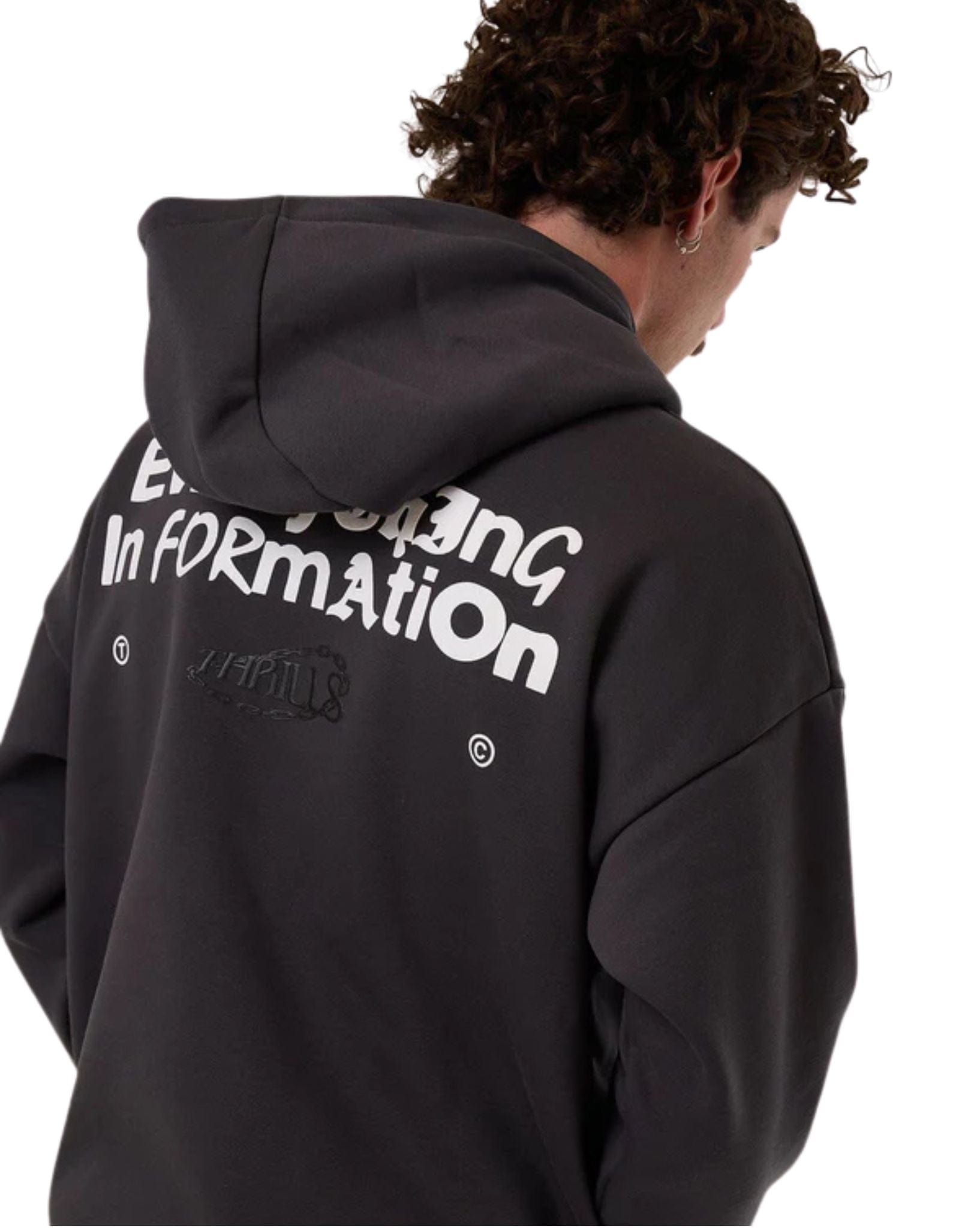 Thrills Mens Chain Of Formation Slouch Pull On Hood