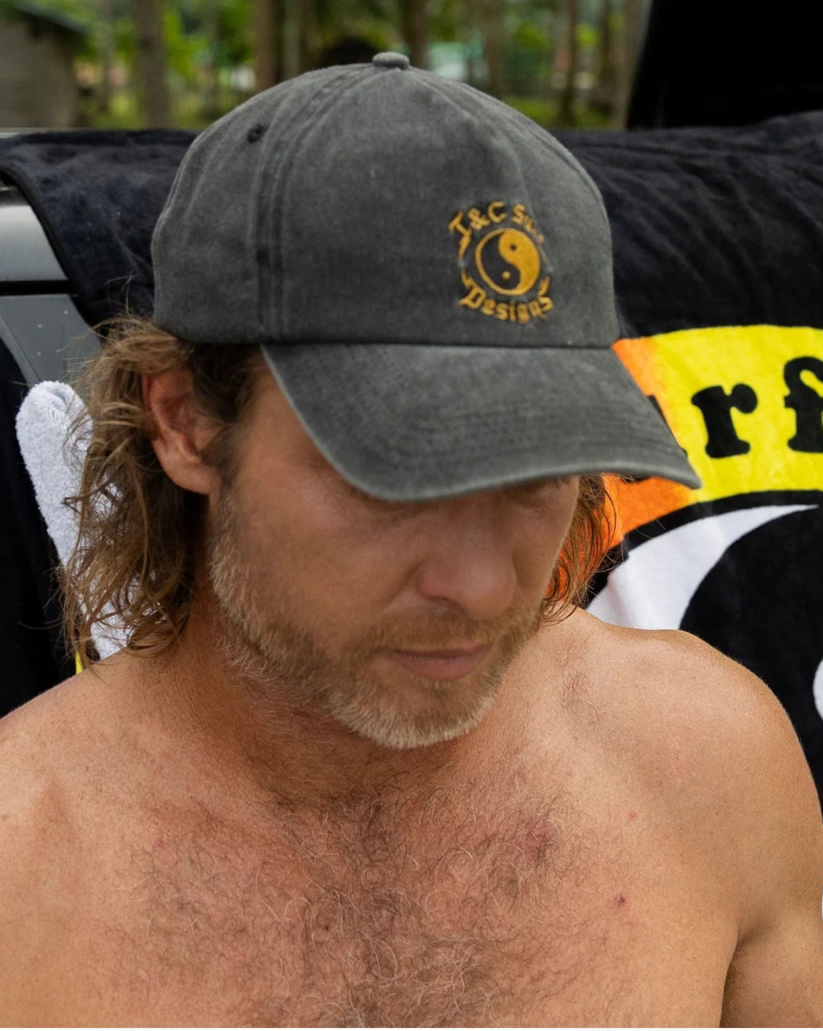 Town & Country Lightning Snap Back