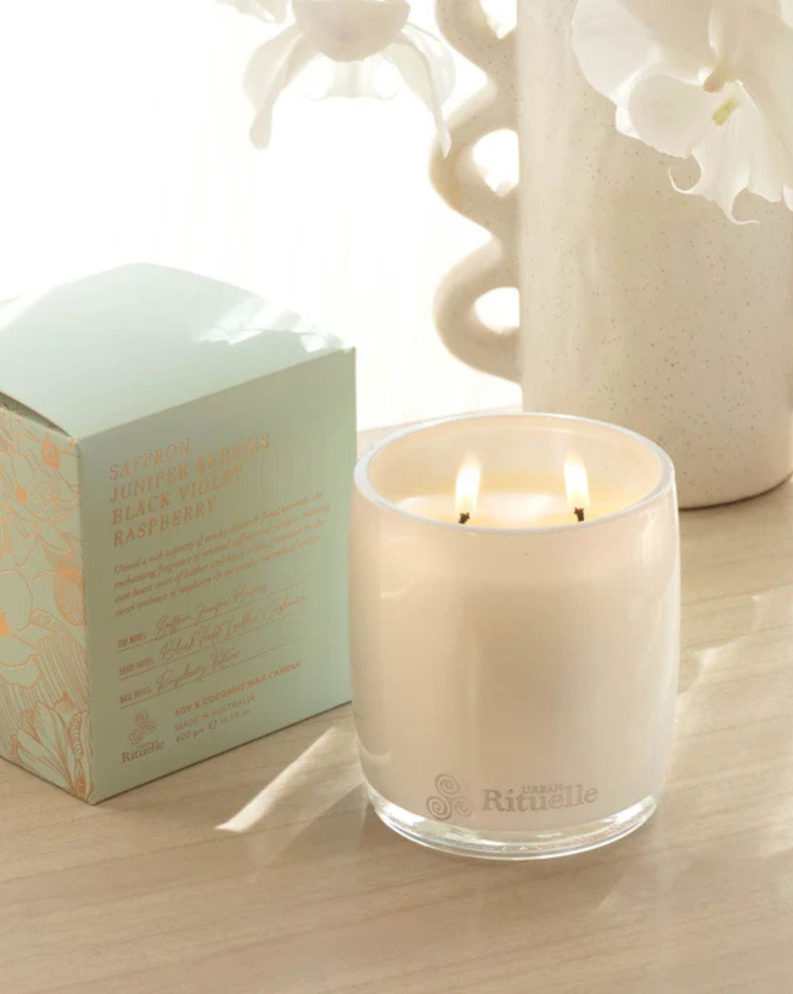 Urban Rituelle Apotheca - Candle 400gm- Saffron, Juniper Berries, Black Violet,  Raspberry