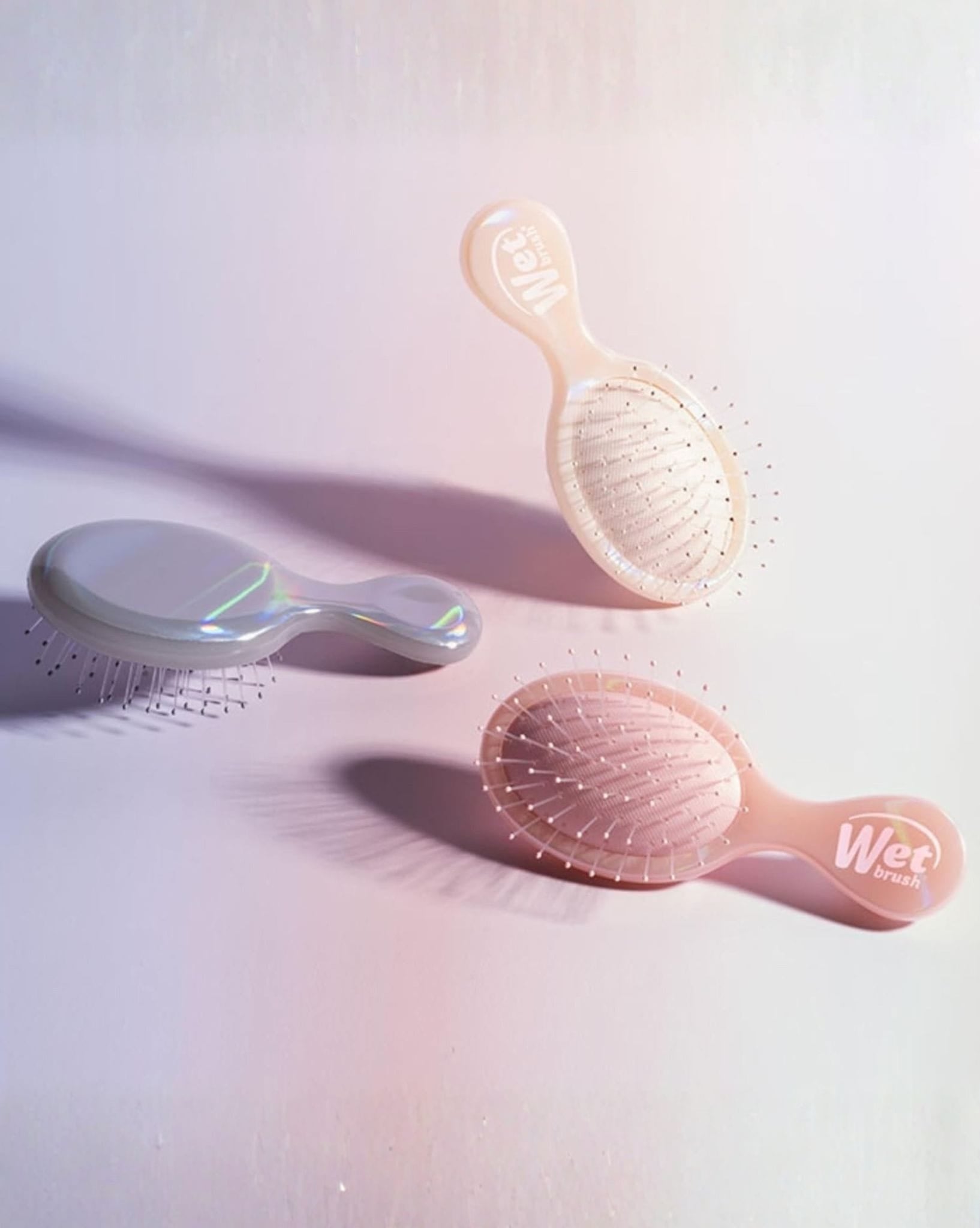 Wet Brush Wet Brush Mini Detangler Iridescence Icon - Cream