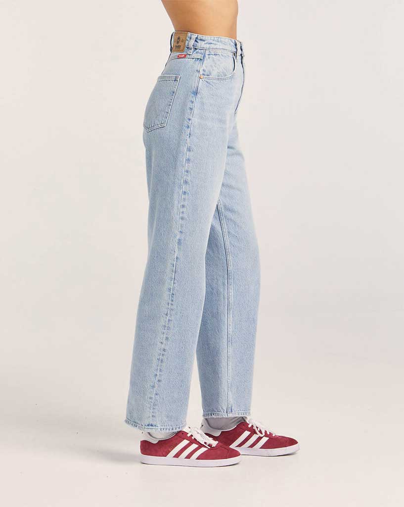 Wrangler Bella Baggy - Roadie Blue