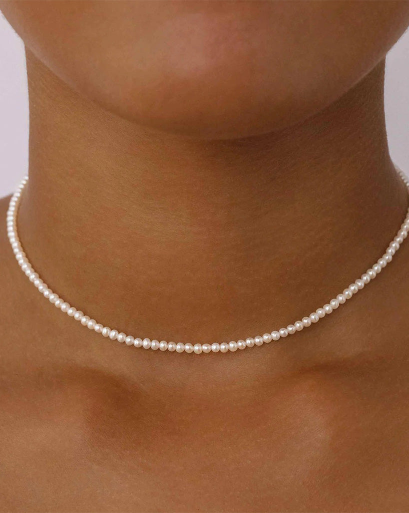By-Charlotte-Gold-Live-In-Peace-Pearl-Choker-G18N16
