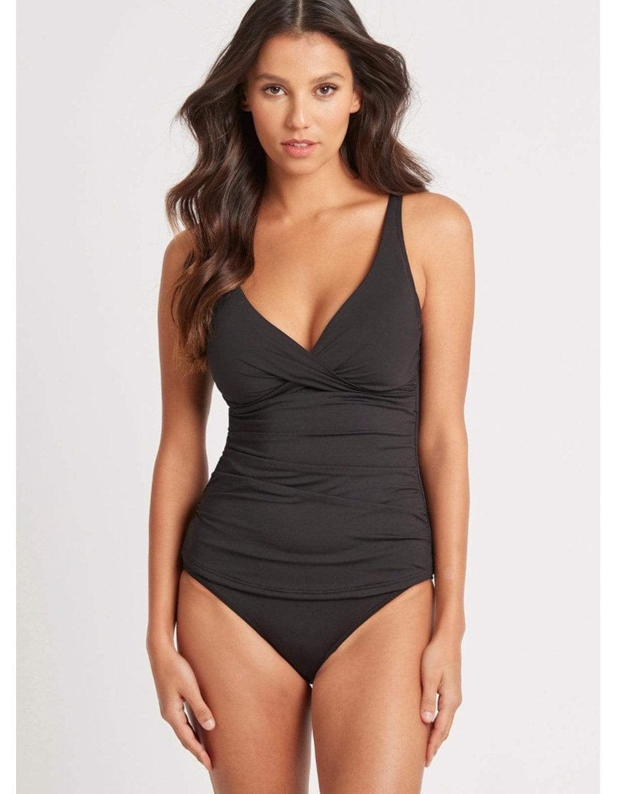 Sea Level Essentials Cross Front Multifit Singlet Top