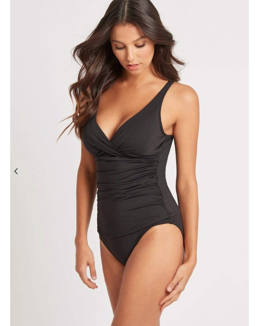 Sea Level Essentials Cross Front Multifit Singlet Top