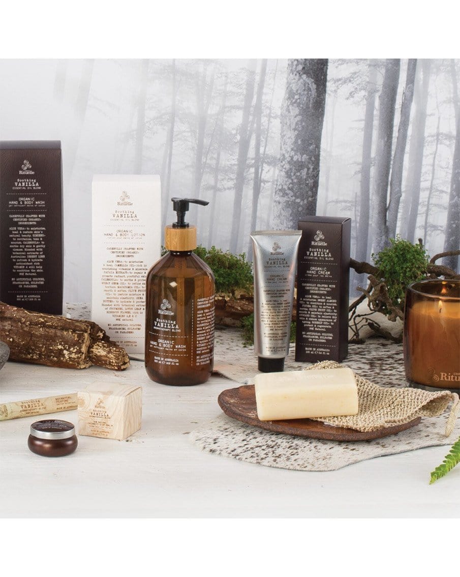 Urban Rituelle Flourish 400gm Candle - Vanilla, Lavender & Geranium