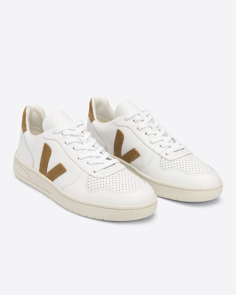 Veja v10 extra white hotsell