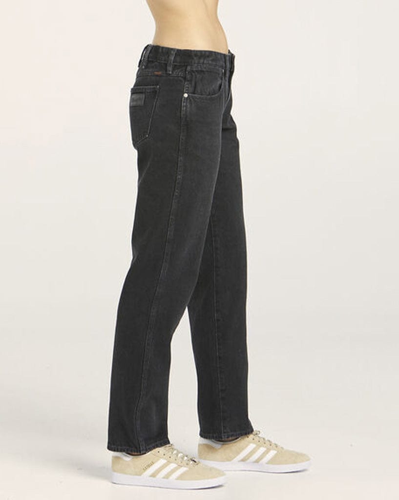 Wrangler Low Rise Claudia Straight - Widow Black
